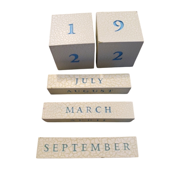 ☕ Dayspring Wooden Perpetual Calendar - Picture 6 of 11